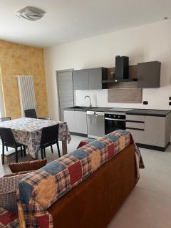 Casa Caselle intero appartam indipend 100mq 2 stanze 2 bagni e cucina - 5