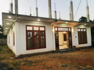 Arujunan Hotel - Trincomalee - 0