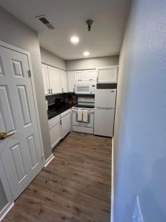 Aksarben Living-Cozy 1 BDRM 1 BA - Omaha - 6