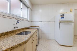 Amplo Apartamento a 50 metros da Praia de Bombinhas - Bombinhas - 1