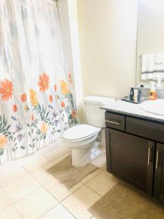 The LagoonSide LoungeAway - Texas City - 2