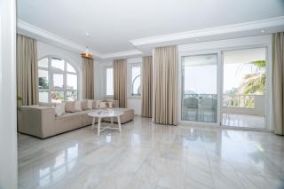 Villa mit einzigartigem Ausblick - 4