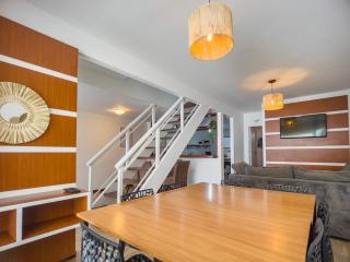 Cabo Frio 3 Suítes, Piscina, 4 Vagas, Praia 8min - Cabo Frío - 8