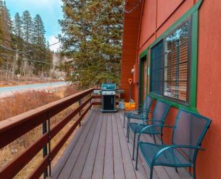 Moose Manse - Brighton - 7