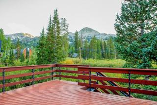 Moose Manse - 4