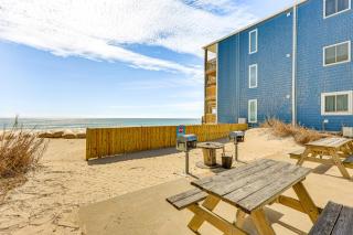 Ocean-View Condo Steps to North Topsail Beach! - North Topsail Beach - 9
