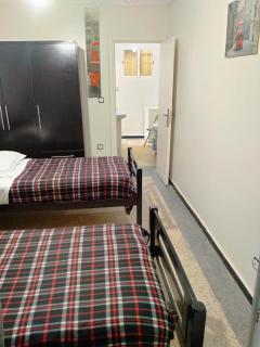Appartement le48 1chambre au centre pres de Sindibad, Dauphine et la grande poste d Oujda - Oujda - 1
