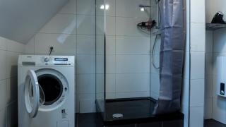 Moderne Ferienwohnung in Gelsenkirchen-Schalke für 1 bis 7 Personen mit Terrasse, ideal für Gruppen & Stadionbesuche - Gelsenkirchen - 9