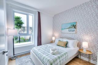Beautiful & New! Renovated for your Style Comfort - Montreal - 1