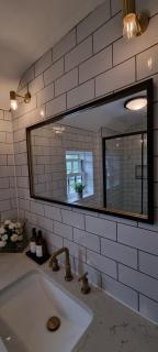 Elegant, Quiet Modern Double Bedroom-Parking inc - - 7