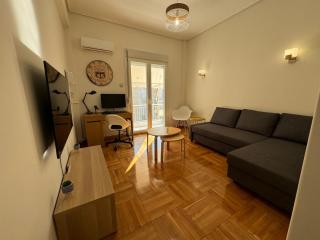 Cozy and modern apartment near city center - Atene - 0