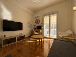 Cozy and modern apartment near city center - Atene - 9