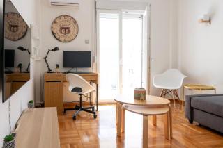 Cozy and modern apartment near city center - Atene - 3
