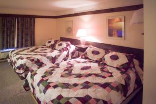 Stoke Hotel SureStay Collection by Best Western - Revelstoke - 4