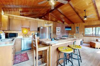 Lakefront Cabin Retreat (Cabins A & B) - 7