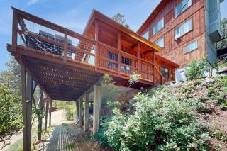 Lakefront Cabin Retreat (Cabins A & B) - 4