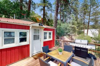 Lakefront Cabin Retreat (Cabins A & B) - 9