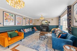 The Deacons Hill Collection - 6