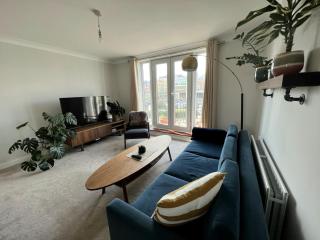 Central Wimbledon Apartment with Parking - Londra - 7