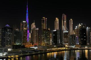 Quite Luxury Burj Khalifa View - 8