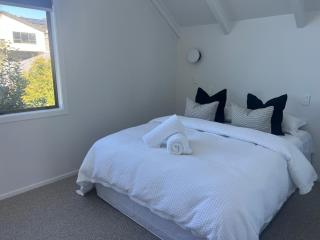 Stunning views & Space - Taupo - 5