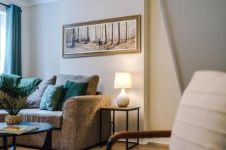 NEW! Stunning 3-Bed Home in Chester by 53 Degrees Property, Ideal for Groups, FREE Parking! - 5