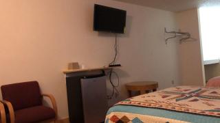 Lake Country Inn - Riverside - 7
