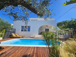 Family friendly apartments with a swimming pool Arbanija, Ciovo - 11789 - Trogir - 9