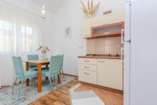 Apartments with a parking space Vir - Lozice, Vir - 23359 - Vir - 1