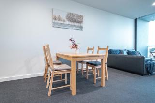 St Kilda 2br2ba Balcony Viewworkstation Park - 5