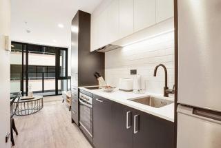 City View Studio with Pool & Gym - Auckland - 8