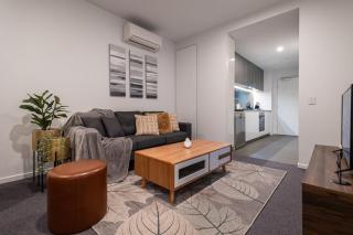 Pleasant &bright 2br2ba Apt Footscray Pool - Melbourne - 0