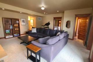 Low Tax Luxe Mountain Getaway by Aspen - Carbondale - 1
