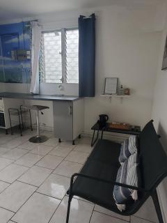 Studio en rez-de jardin clos à 4km de l'aéroport et proche de toutes les commodités - Le Lamentin - 3