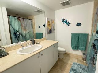 Luxury Oasis Suite - 1