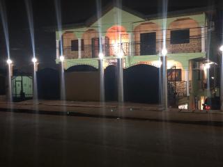 Appartement moderne de 120m2 , doté de caméras de surveying et situé à MAETUR NKOMO, un quartier résidentiel - 0