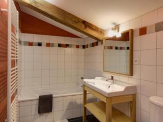 Gîte de charme avec spa, sauna et jardin pour 12 personnes - FR-1-496-54 - Saint-Just-la-Pendue - 1
