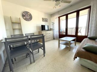 Banyuls-sur-Mer: Appartement F2 avec Loggia et Parking, Proche Plage - FR-1-309-166 - 6