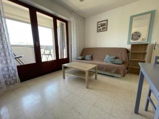 Banyuls-sur-Mer: Appartement F2 avec Loggia et Parking, Proche Plage - FR-1-309-166 - 4