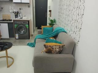 Heartland gardens Large Studio bedroom apartments - 7