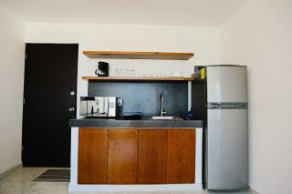 Large One-bedroom Apt Near Isla Mujeres Ferry - Cancún - 6