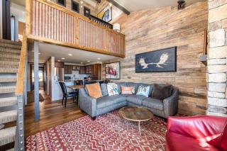 Penthouse Condo In The Heart Of The Ski Area! - 9