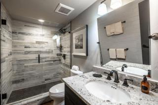 Penthouse Condo In The Heart Of The Ski Area! - 2