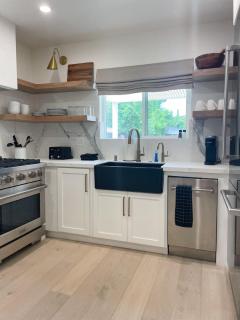 Elegant 2BR with Outdoor Space - Carlsbad - 5