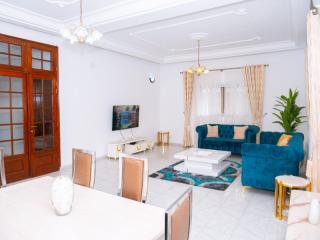Résidence Jeannette Bona, avec Groupe Électrogène, Parking, Wifi, Calme et Caméras - Douala - 8