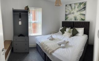 Cosmopolitan - large 2 bedroom apartment - Southampton - 4