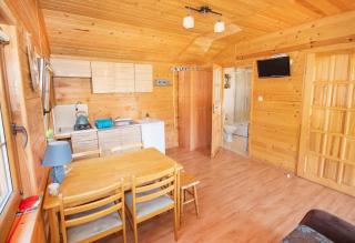 Domki Forest sauna jacuzzi balia Darłowo Darłówko Rusko - Darłowo - 4
