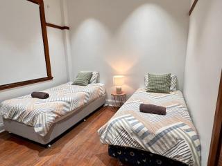 Charming Central Unit in Authentic Building - Sydney - 5