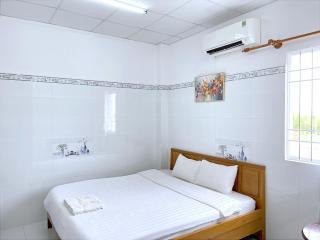 Nhà Khách Vạn Thành - 8