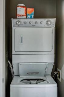 Luxury 1 Br Apt In Dwntwn Dsm Hot Tub! - Des Moines - 1